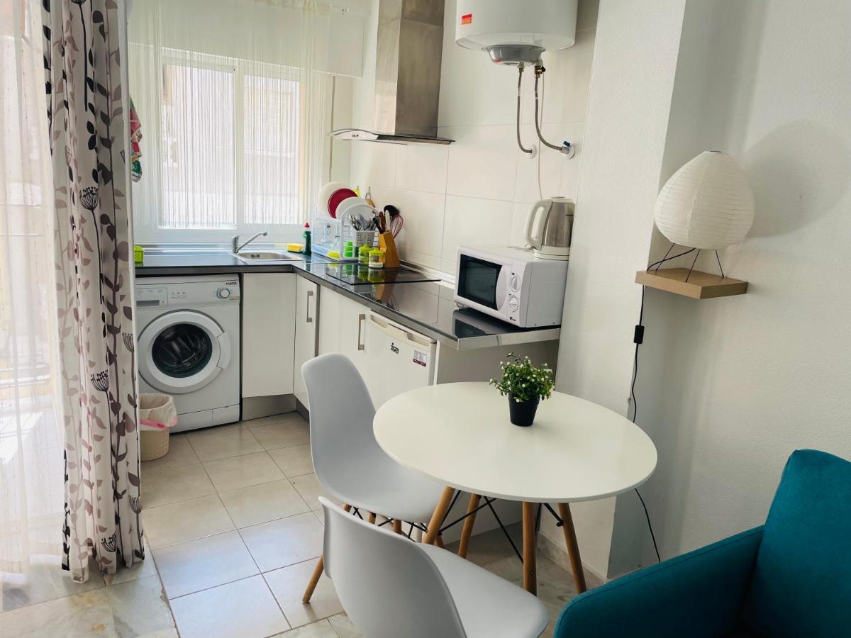 Studio Apartment Vicente Blasco Ibanez, 127 Torrevieja Eksteriør bilde