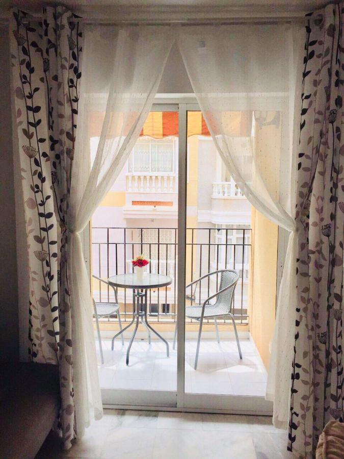 Studio Apartment Vicente Blasco Ibanez, 127 Torrevieja Eksteriør bilde